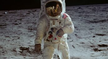 Por qué no se ven las estrellas en las fotos de los astronautas