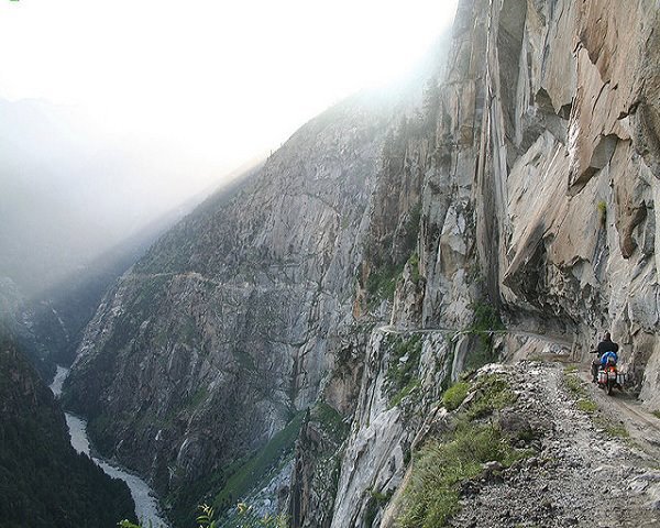 La carretera más peligrosa del mundo: Saach Pass