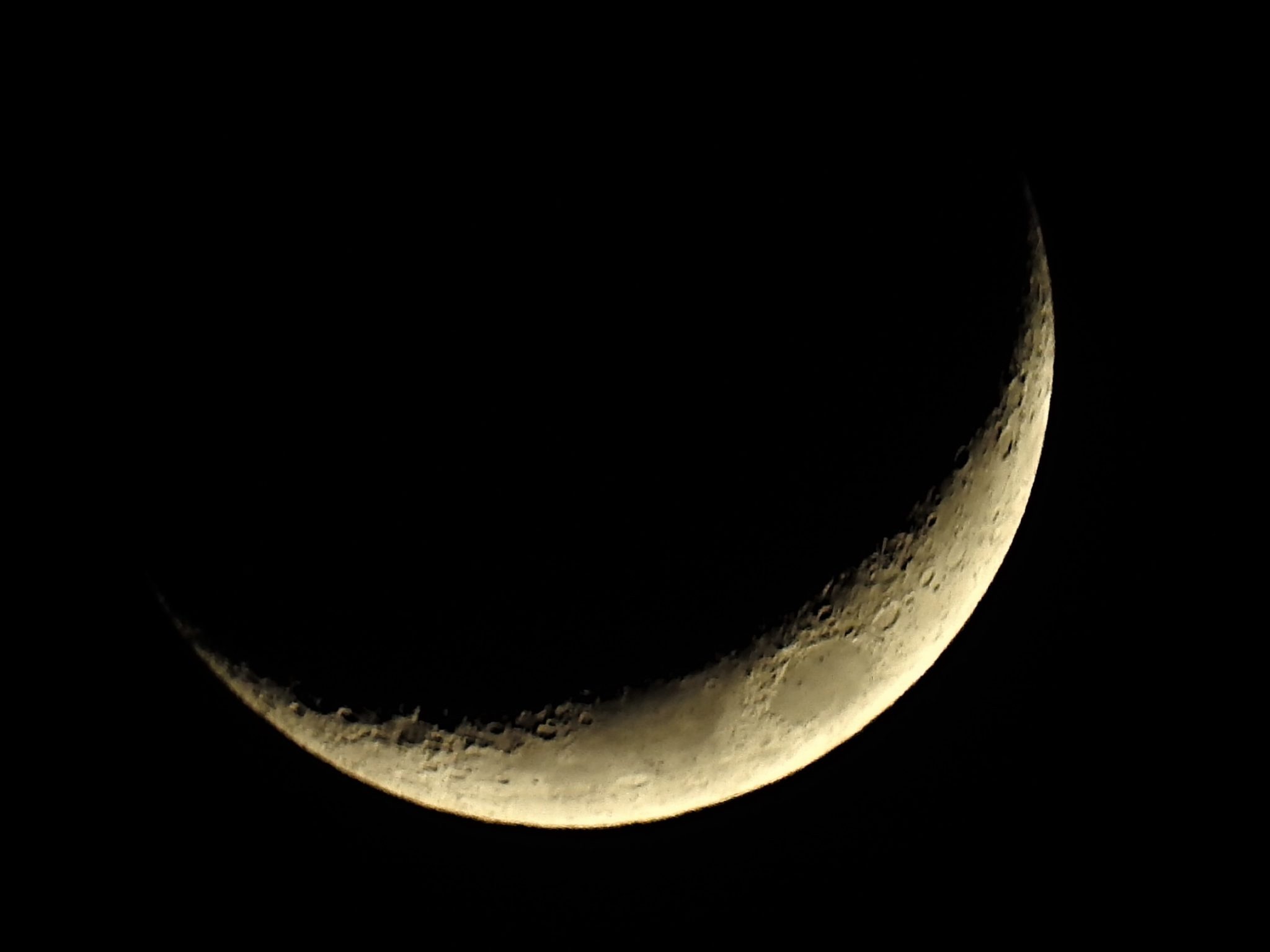 La Luna Hoy 27/02/2020 (en conjunción con Venus)