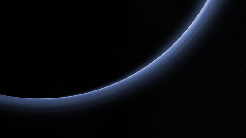 Astrónomos encuentran pistas ocultas en las neblinas de Plutón