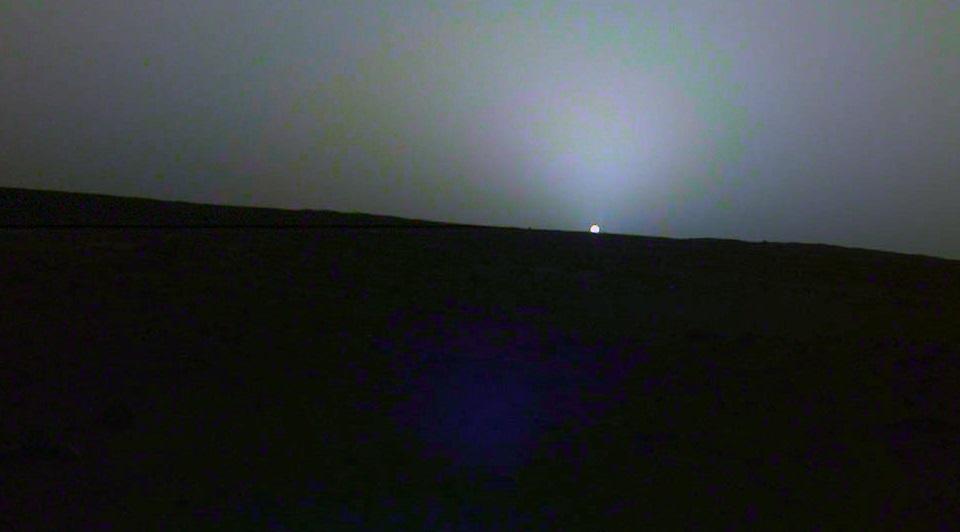 La NASA muestra cómo se ve el amanecer y el atardecer en Marte