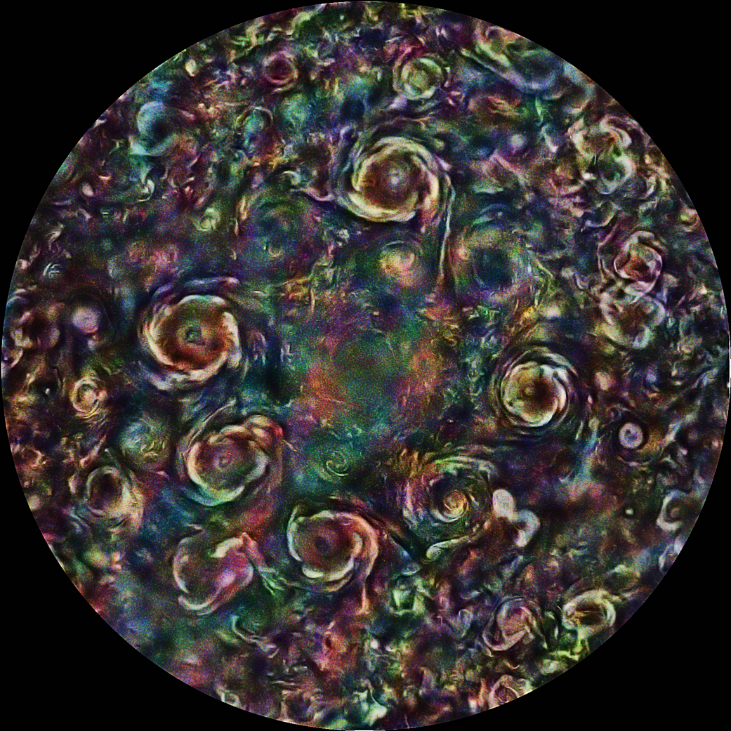 Impresionante imagen de los ciclones de Júpiter