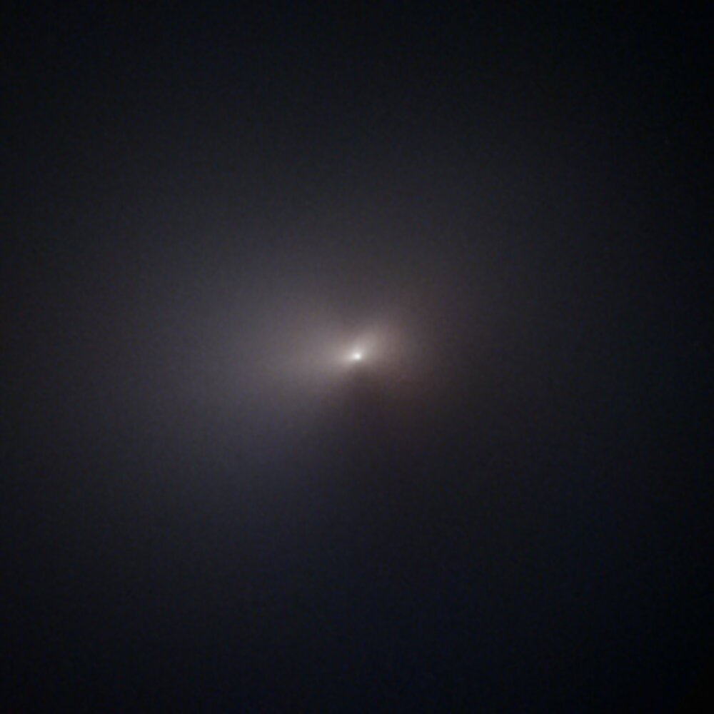 El Hubble toma un primer plano del famoso cometa NEOWISE