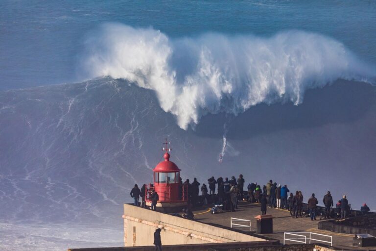 Nazaré en 4K: nuevo tributo a la ola más grande del mundo
