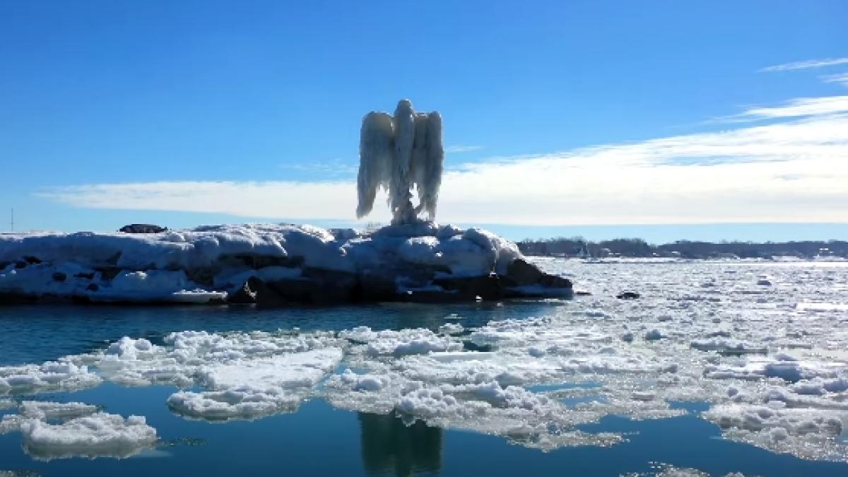 ángel de hielo