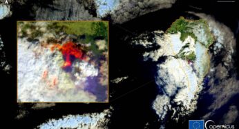 Imagen por satélite del despertar del volcán en La Palma