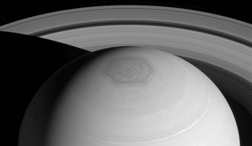 Una posible explicacion al hexagono de Saturno