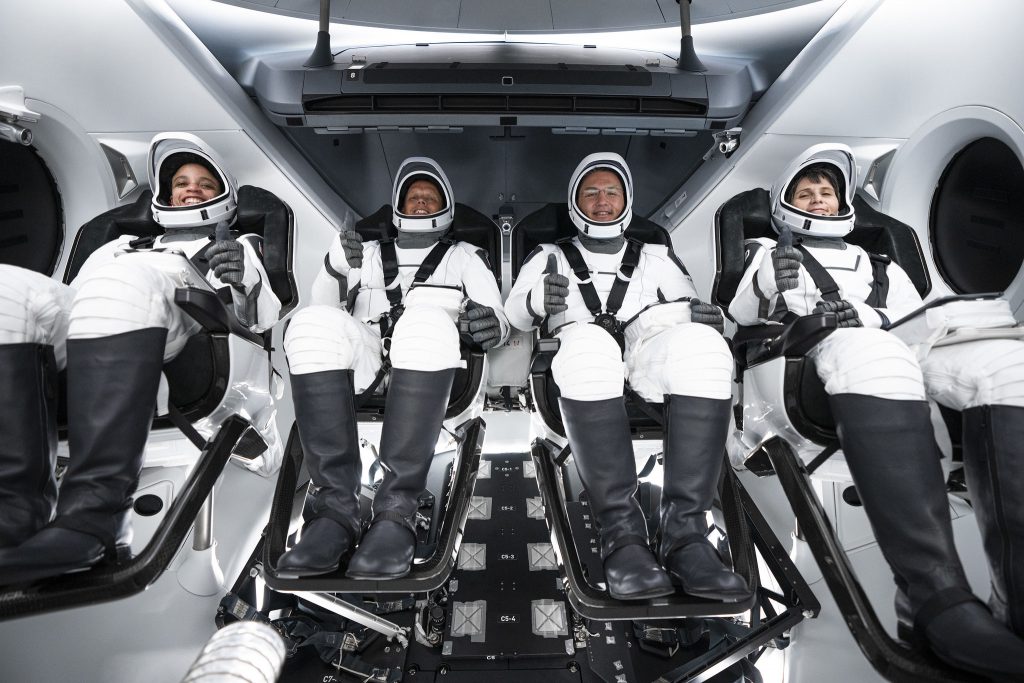 La misión SpaceX Crew-4 de la NASA despega con éxito rumbo a la Estación Espacial Internacional