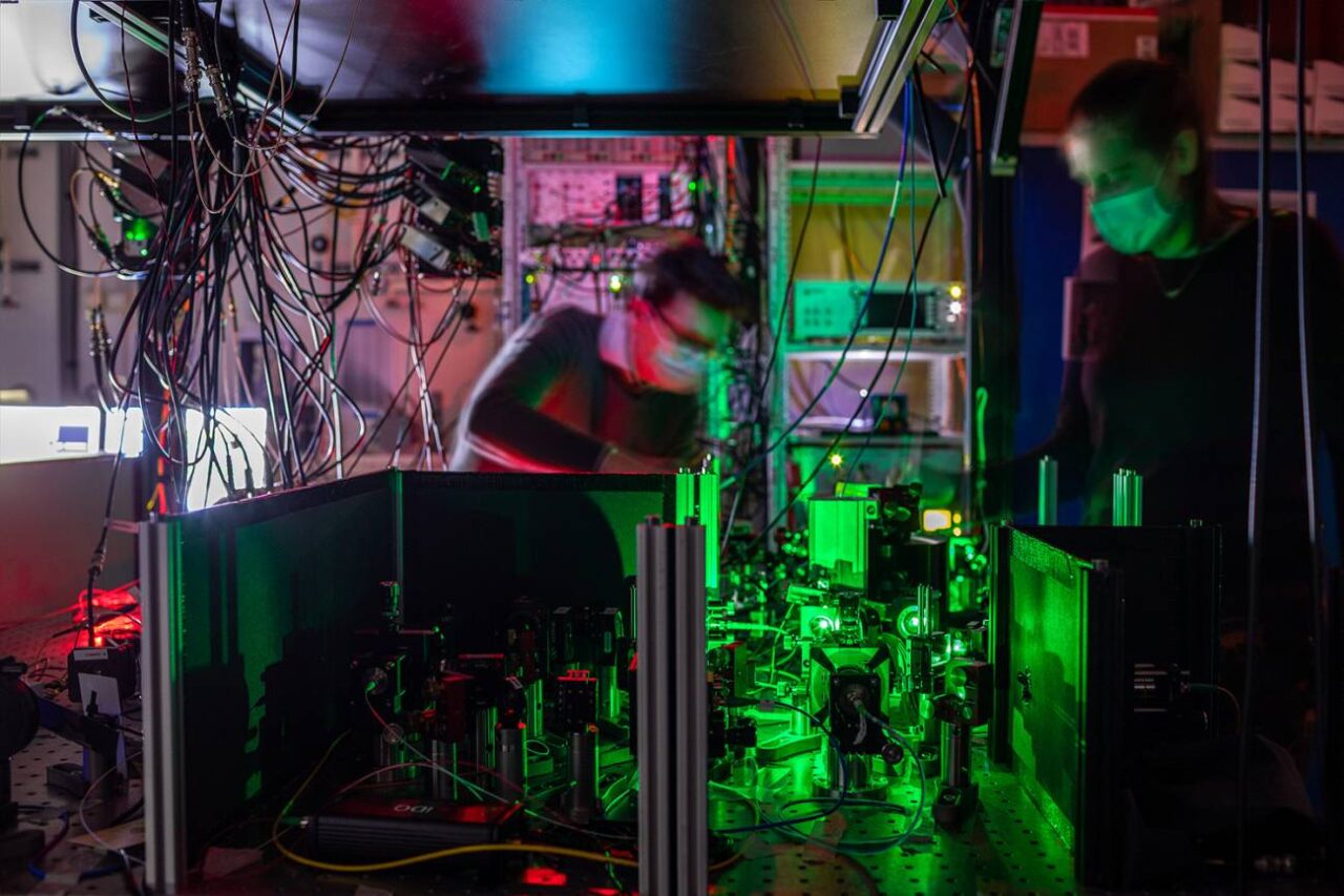 Logran la teleportacion cuantica entre nodos no conectados