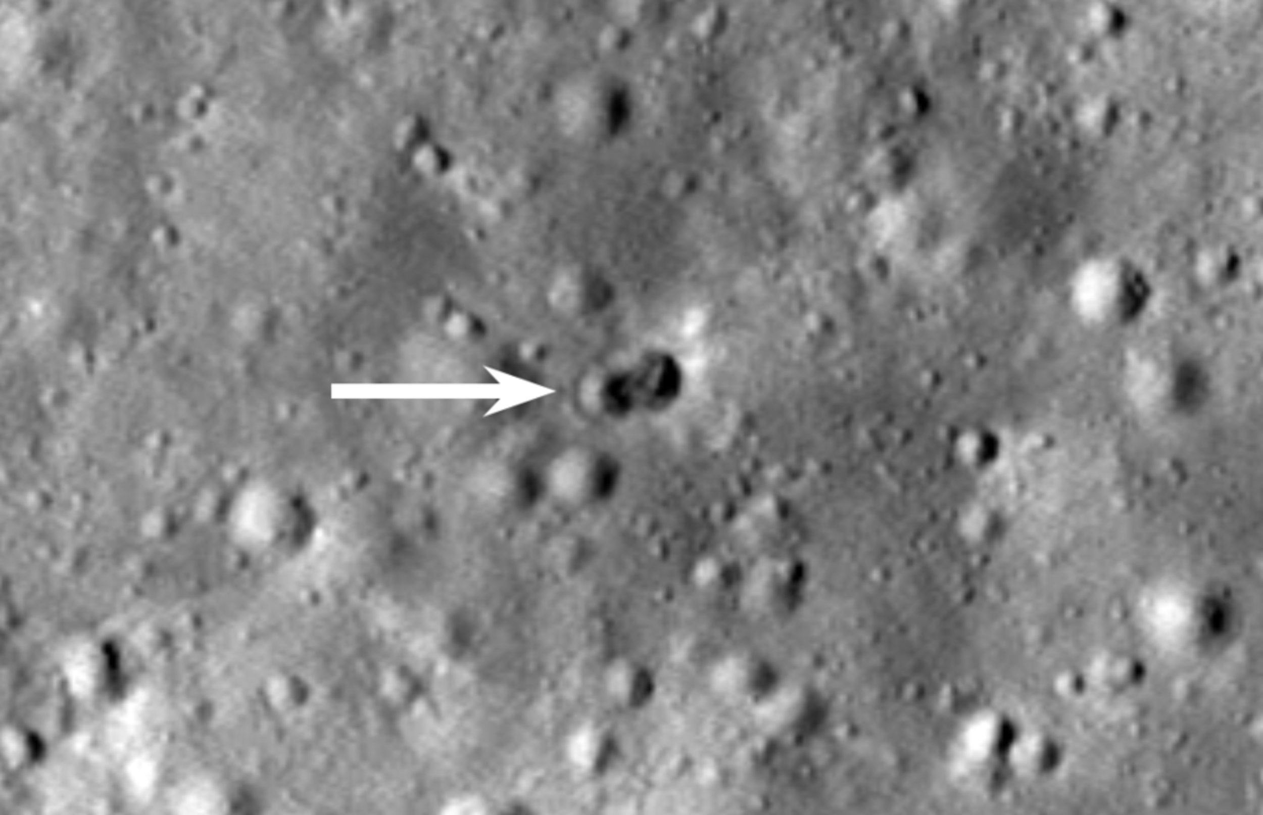 NASA descubre un impresionante cráter en la Luna donde impactó un cohete fuera de control