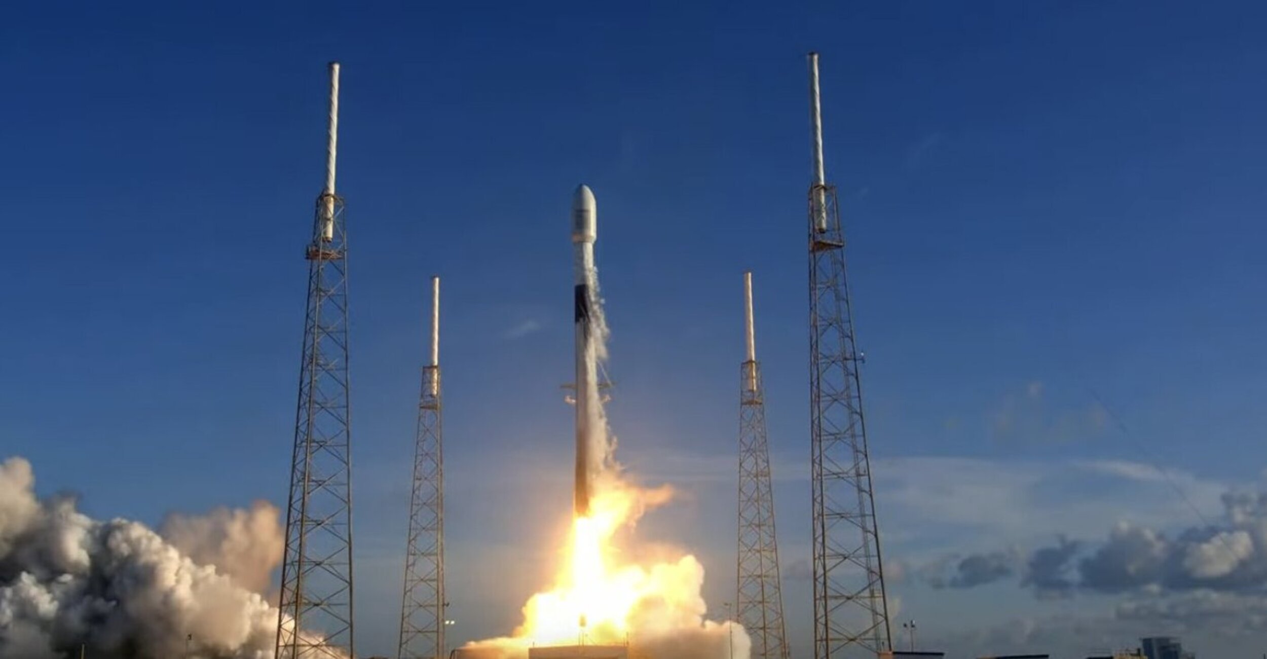 Lanzamiento con éxito de la sonda KPLO a la Luna por un Falcon 9