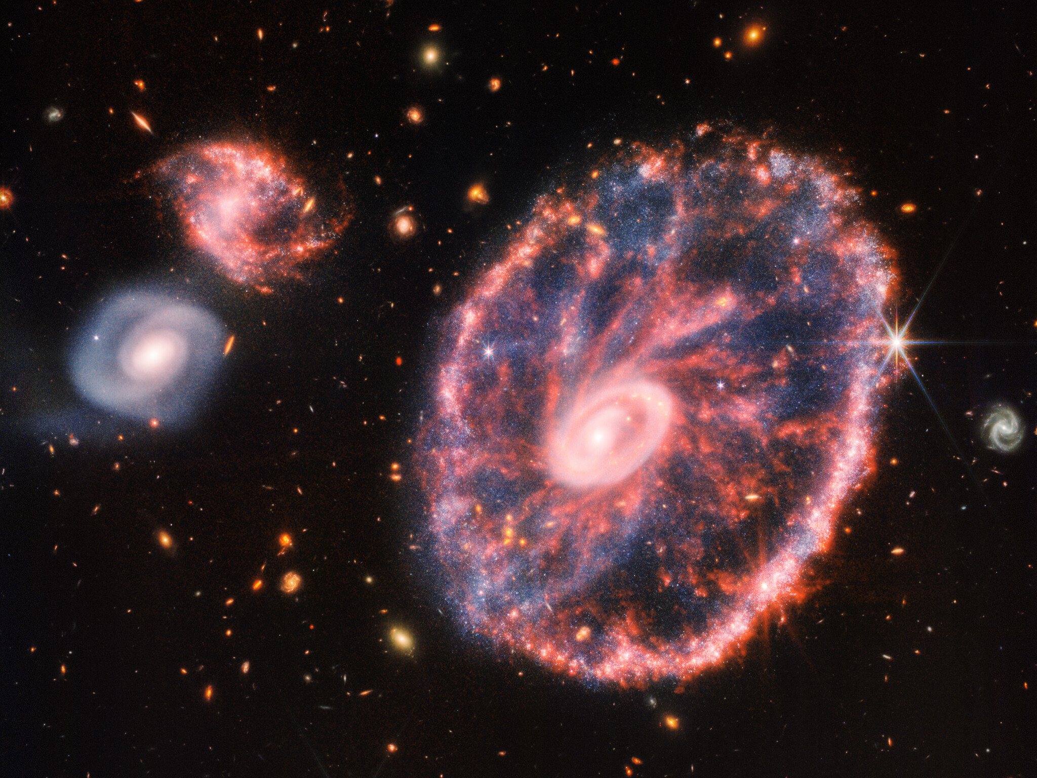 Nueva captura del telescopio James Webb: increíble vista de la Galaxia Rueda de Carro