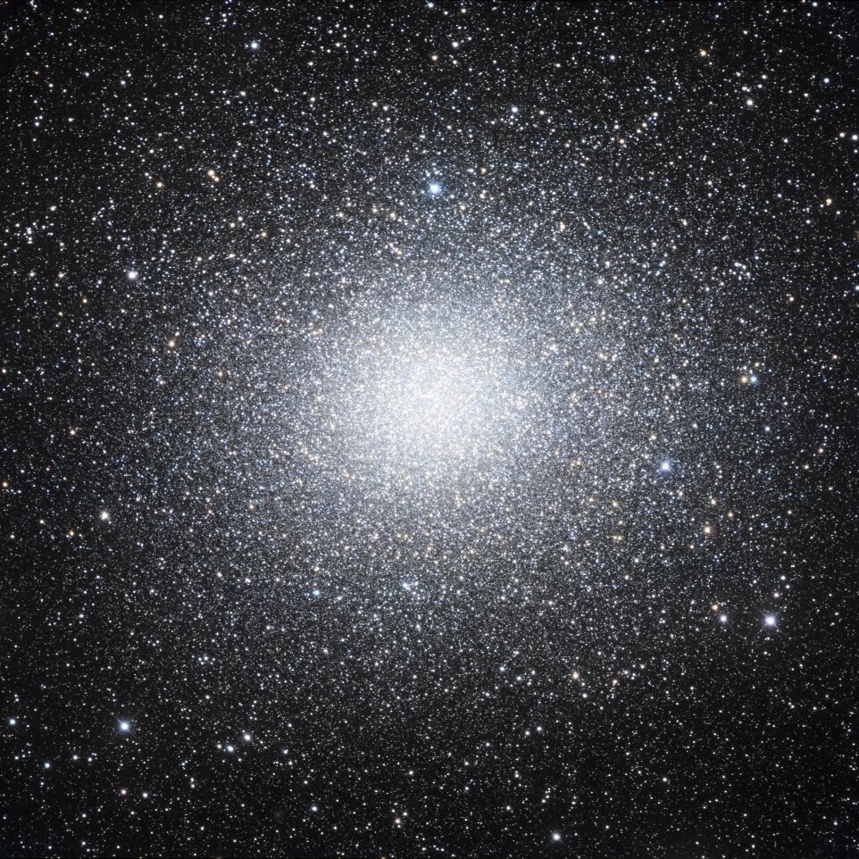 Omega Centauri o NGC 5139 es un c mulo globular de estrellas visto en la constelaci.jpeg Q90.jpeg