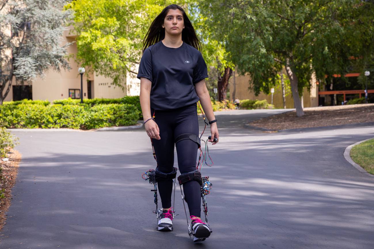 Una bota exoesqueletica permite caminar de forma mas rapida y eficaz