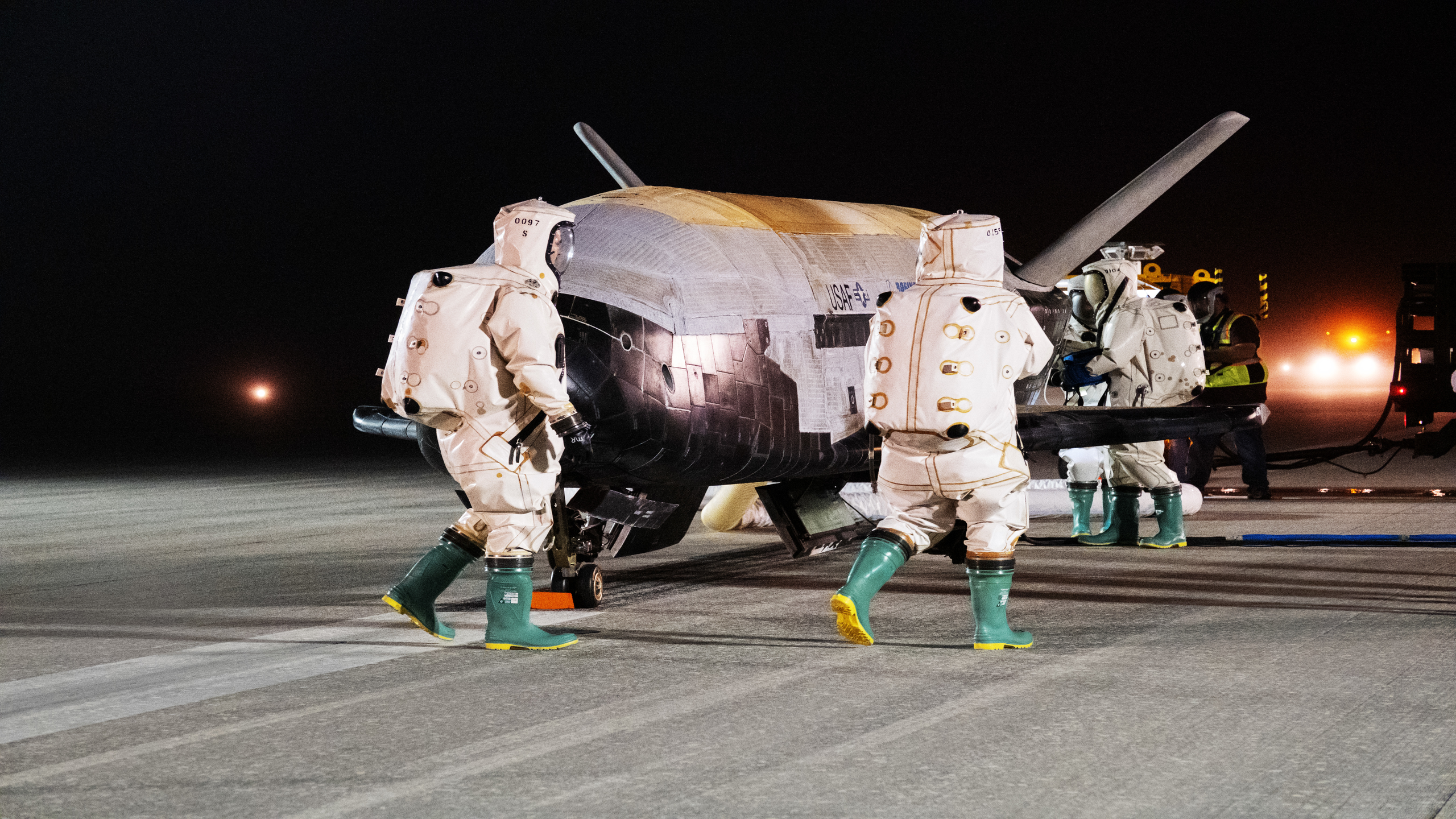 La historia del X-37B: el transbordador espacial secreto de la Fuerza Espacial de Estados Unidos