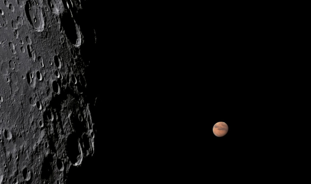 El planeta Marte y la Luna en una ocultación