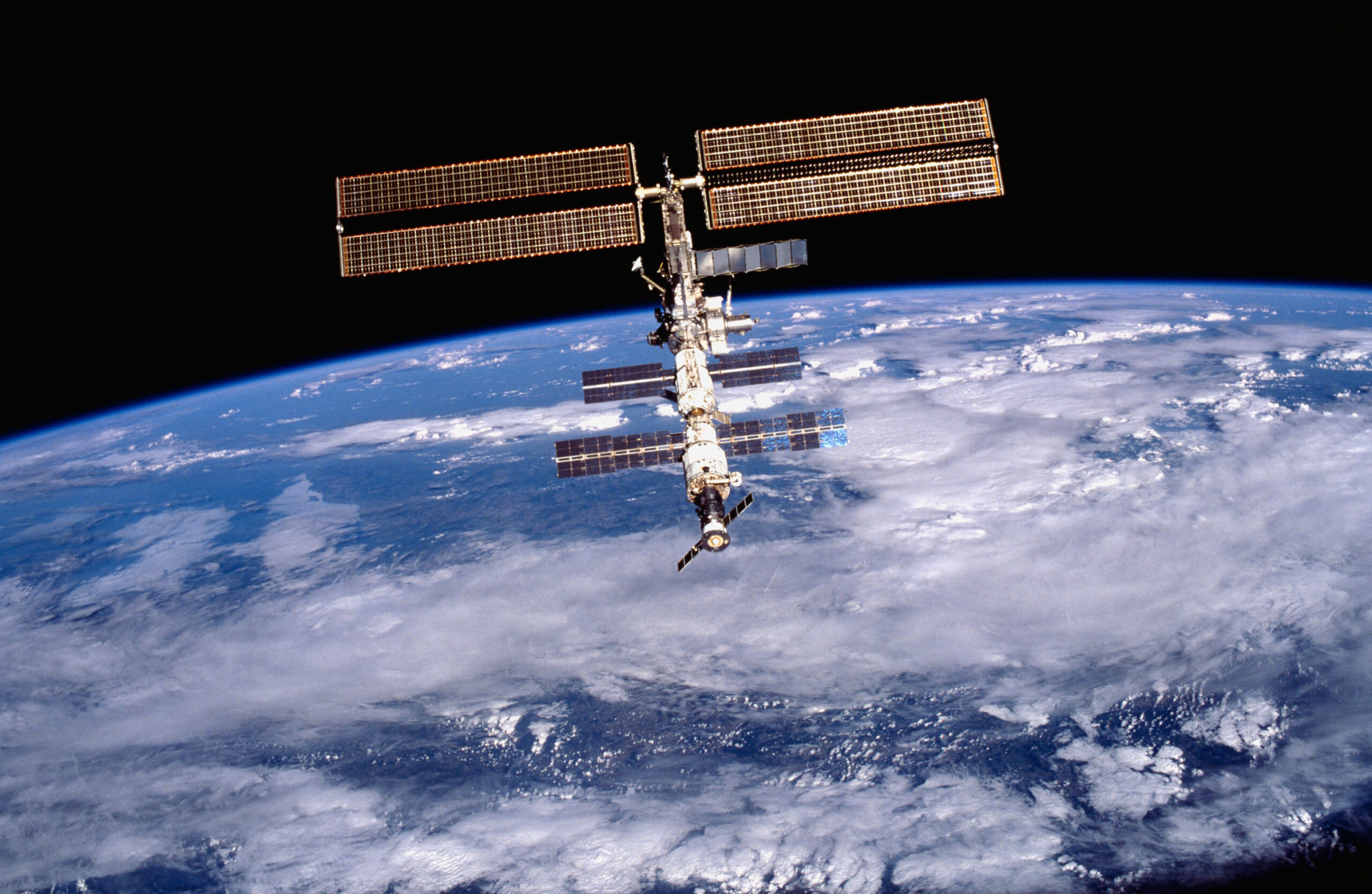 Las mejores imágenes científicas de la Estación Espacial Internacional en 2022