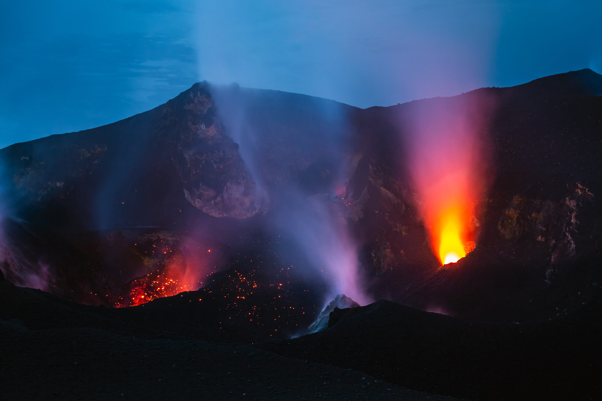 Bajo el volcán: esto es lo que realmente ocurre antes de una erupción