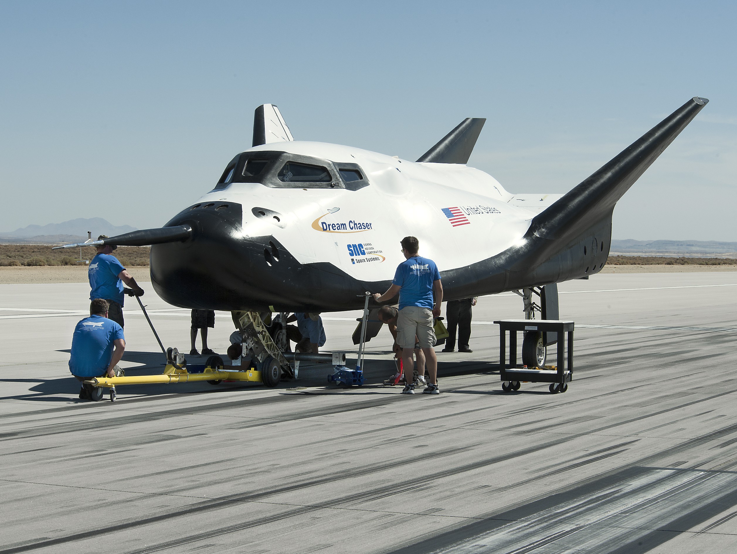 Dream Chaser pre drop tests.7