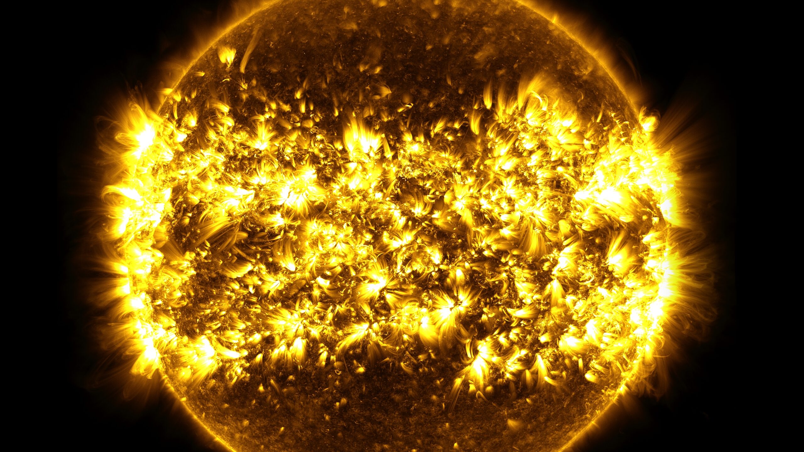 El vídeo que nos permite experimentar la impactante actividad del Sol