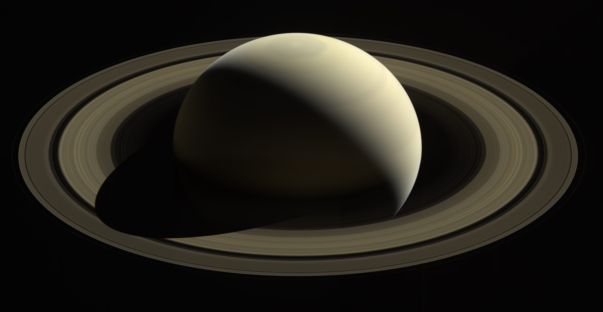 NASA registra el terrorífico sonido de Saturno