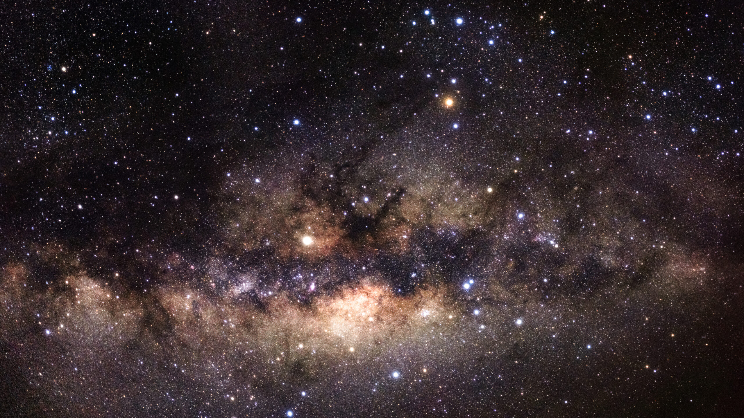 La desconcertante desaparición de tres estrellas en el cielo: preguntas que la ciencia aún no puede resolver