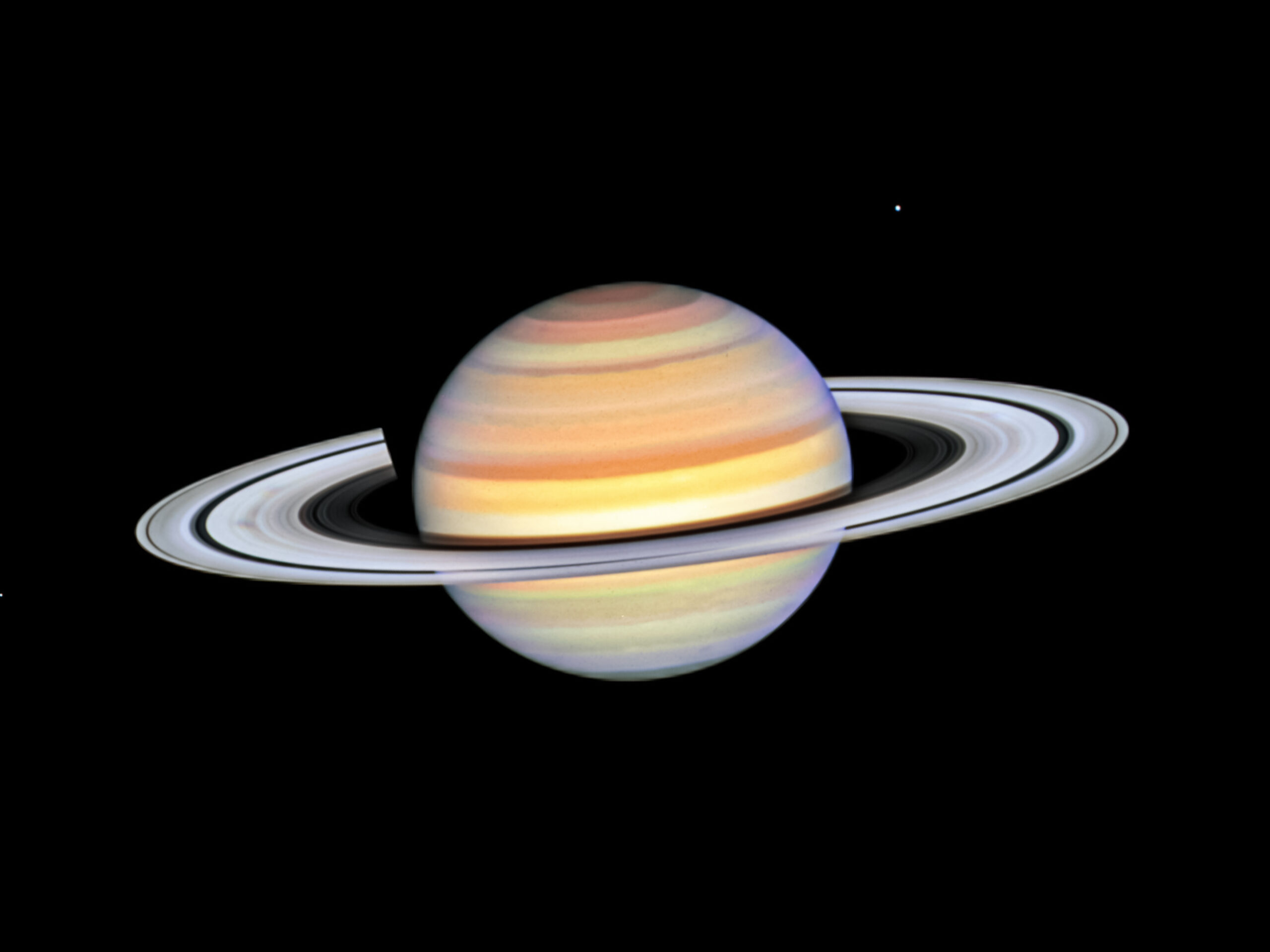 NASA: el telescopio Hubble detecta extrañas manchas en los anillos de Saturno