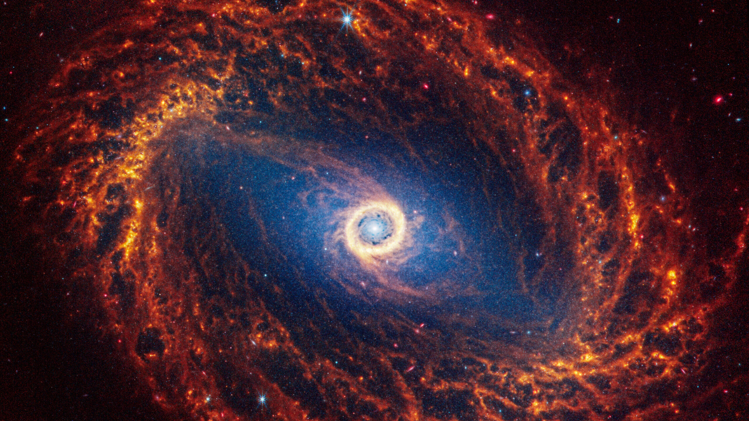 La NASA difunde 19 impresionantes fotografías de galaxias espirales tomadas por James Webb