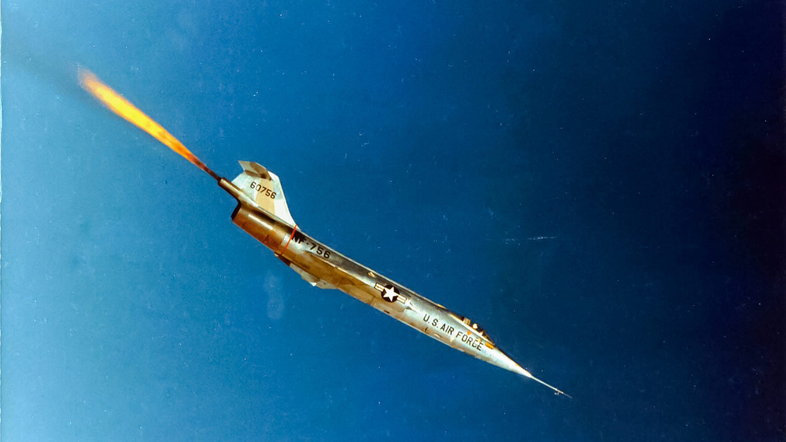 NF-104: el espectacular accidente del precursor de los aviones espaciales