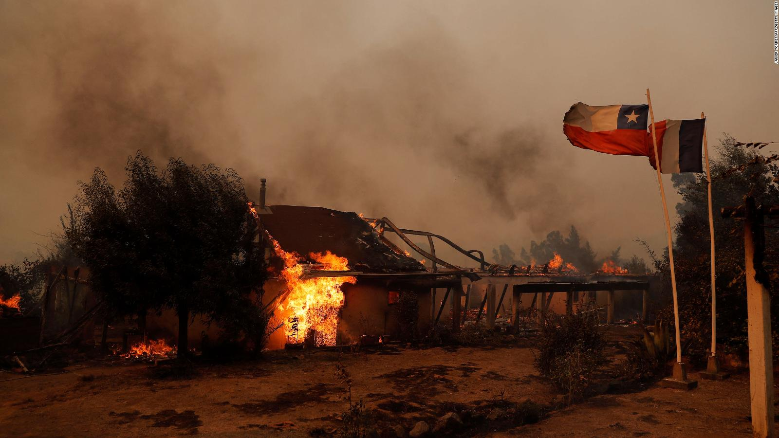 Bomberos de Chile controlan los incendios forestales y dan por superada la emergencia