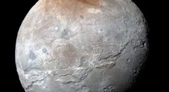 Caronte: la luna más grande de Plutón nos enseña su cara menos vista