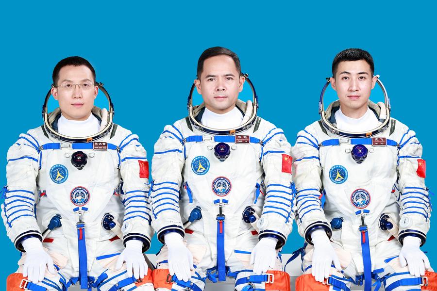 Tripulación Shenzhou 21