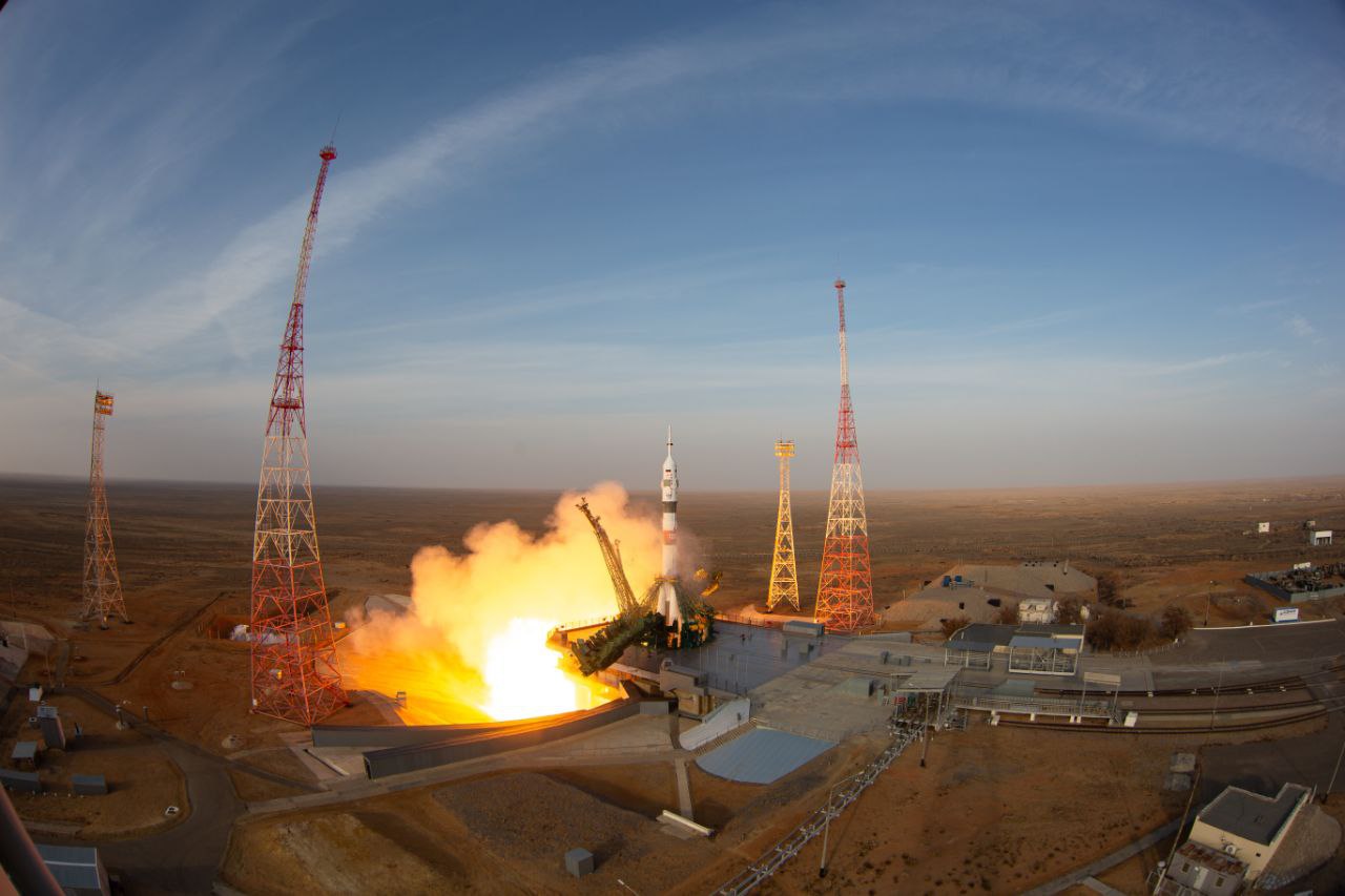 Despegue de una nave Soyuz tripulada.