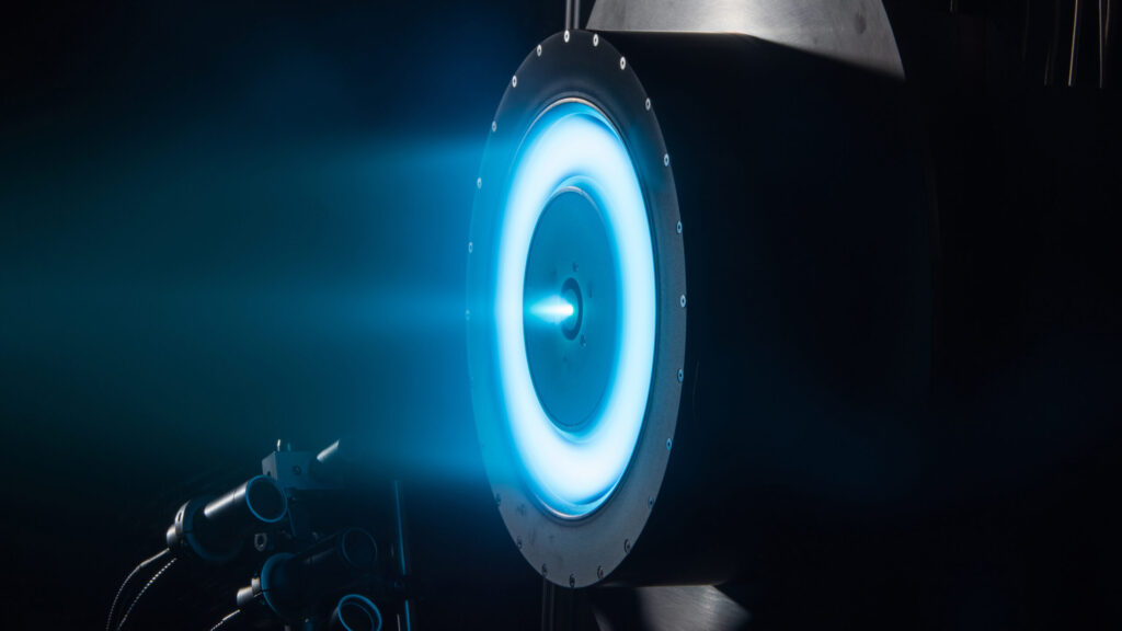 Imagen motor iónico de la NASA