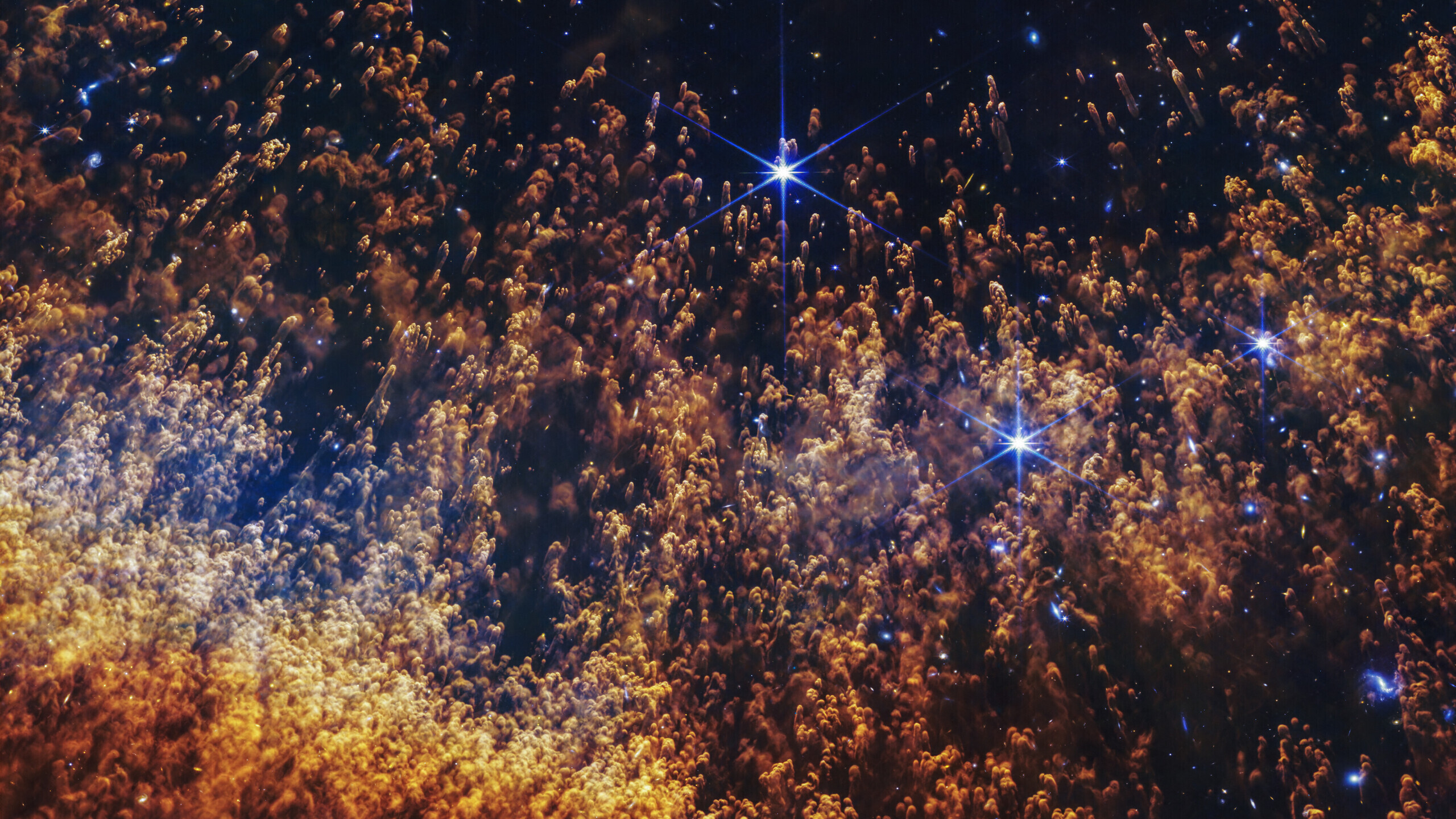 Cascarón de la Nebulosa de la Hélice