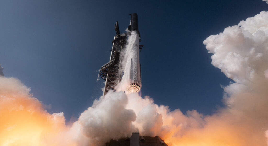 Imagen del despegue del duodécimo vuelo de la Starship
