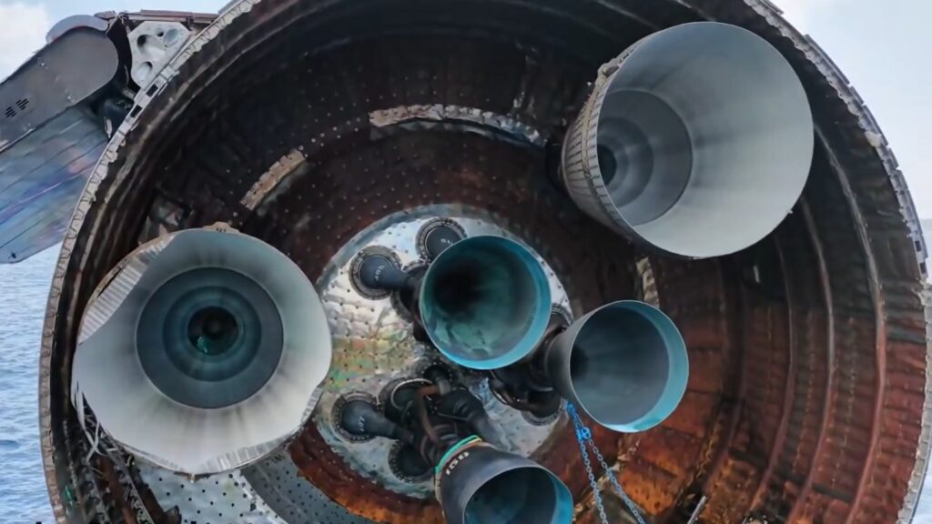 Imagen de la bahía de motores de la Starship
